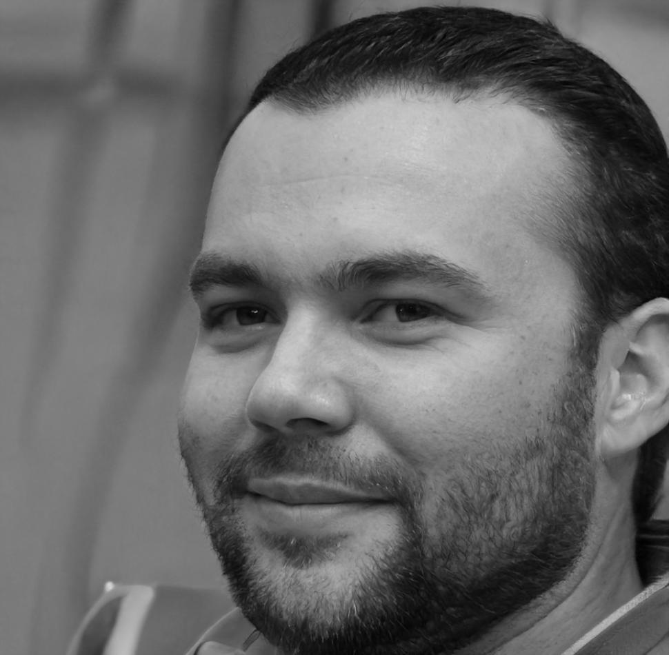 Carlos Mendoza, analista financiero